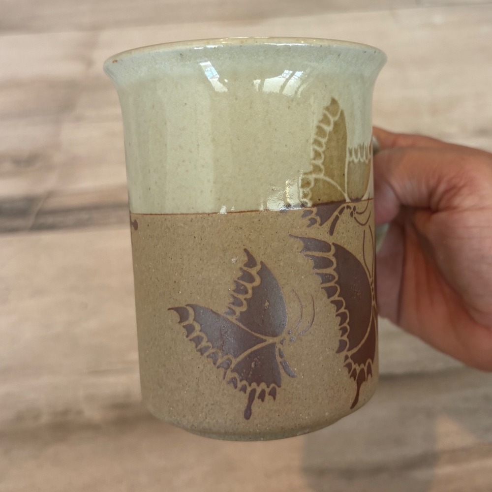 Vintage 70s Otagiri Butterfly Stoneware Coffee Mug Two Tone Cream Tan Ceramic - Picture 7 of 12